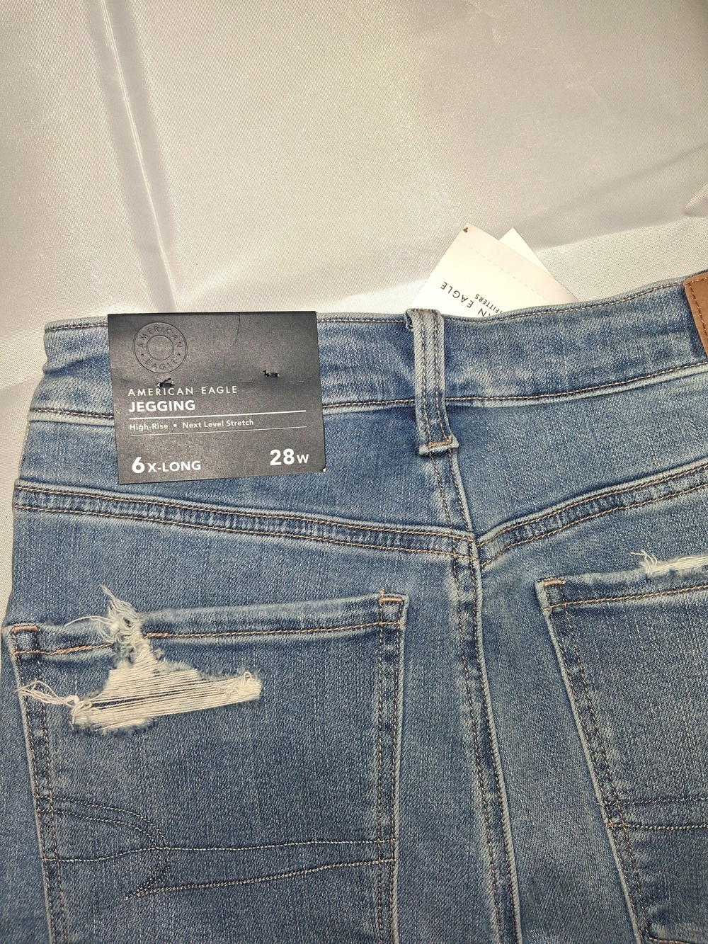 American Eagle Outfitters Light Blue Distressed High-Rise Jeggings